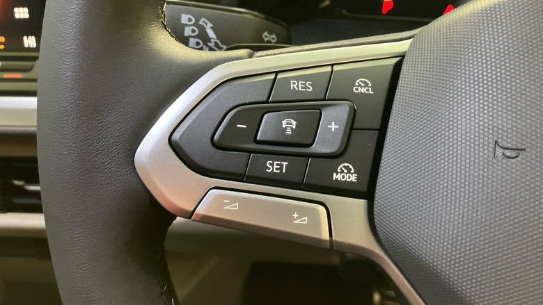 Volkswagen Multivan 2.0 TDI Style 5dr LWB DSG Diesel Estate